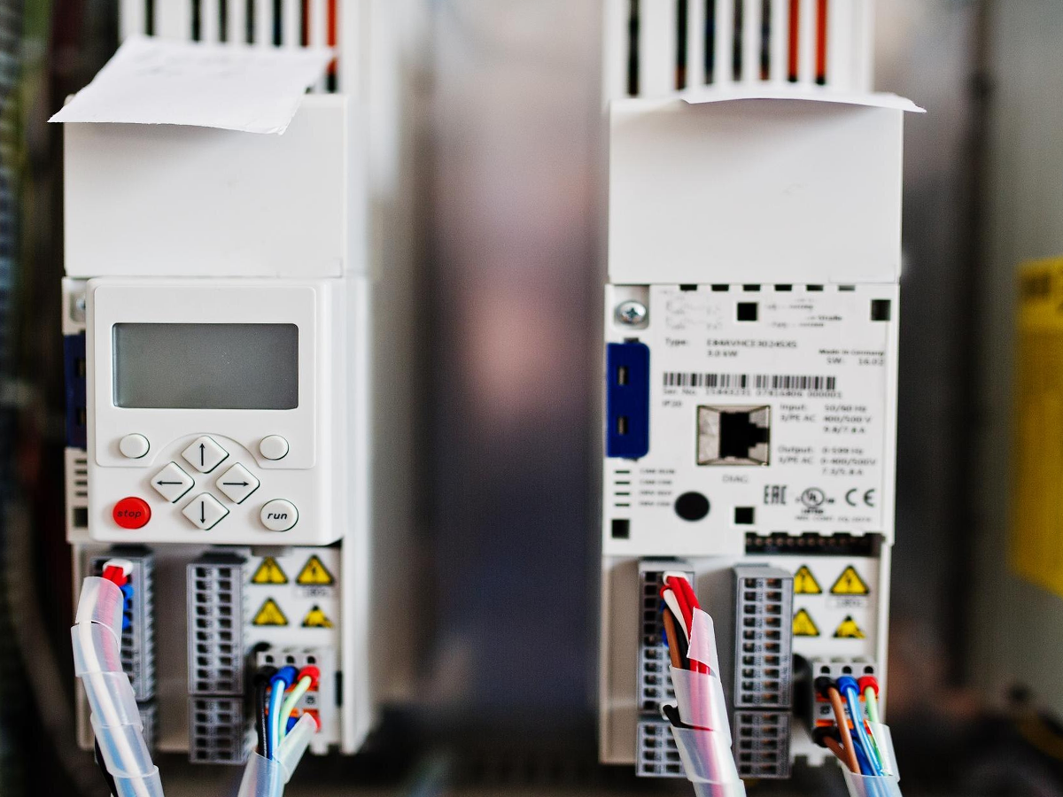 Motor Sürücüleri (AC Drive)